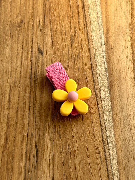 Flower clip small yellow/pink